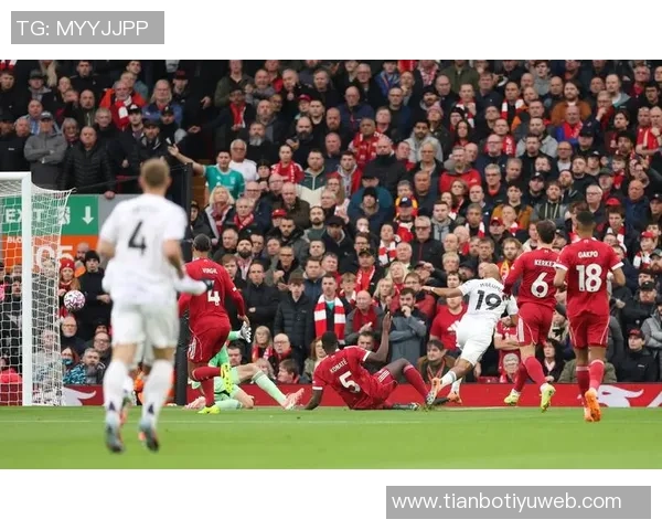 罗伯逊分析索博失误原因认为他过于自信马马尔达什维利对此表现不满