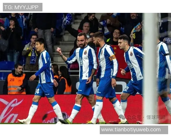 加泰德比火药味升级西班牙人前锋娱乐节目放话要对付亚马尔